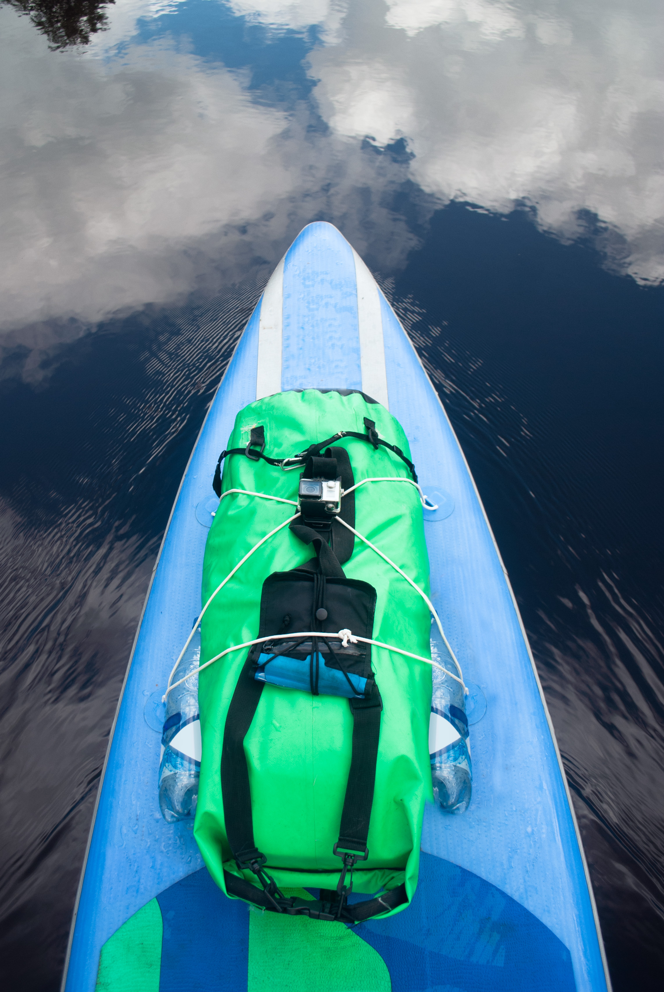 Scoprire le differenze tra SUP touring e modelli tradizionali per scegliere la tua prossima avventura